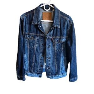 Levi’s Two-Tone Denim Trucker Jacket Mens M 67770-0000 Colorblock Pieced Blue